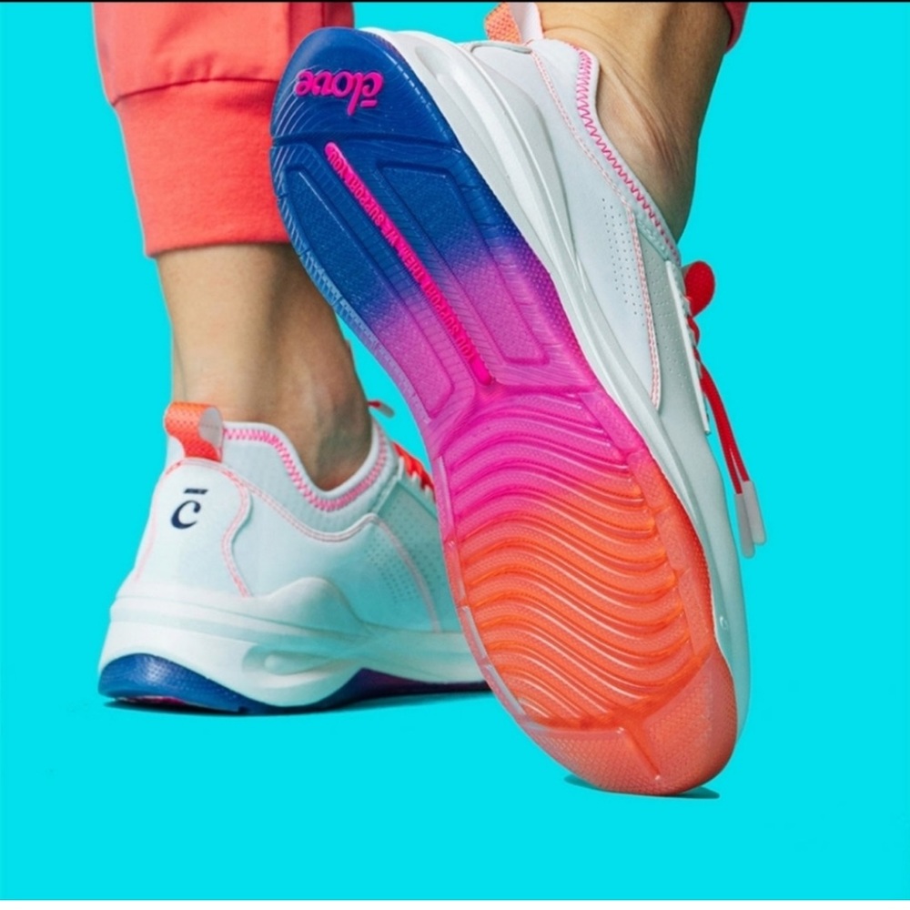Clove Limited Edition Sunset Fade Classic Shoes